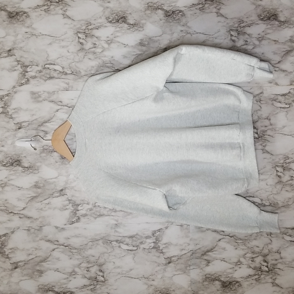 The Pampered Chef Crewneck Sweatshirt - Picture 5 of 6